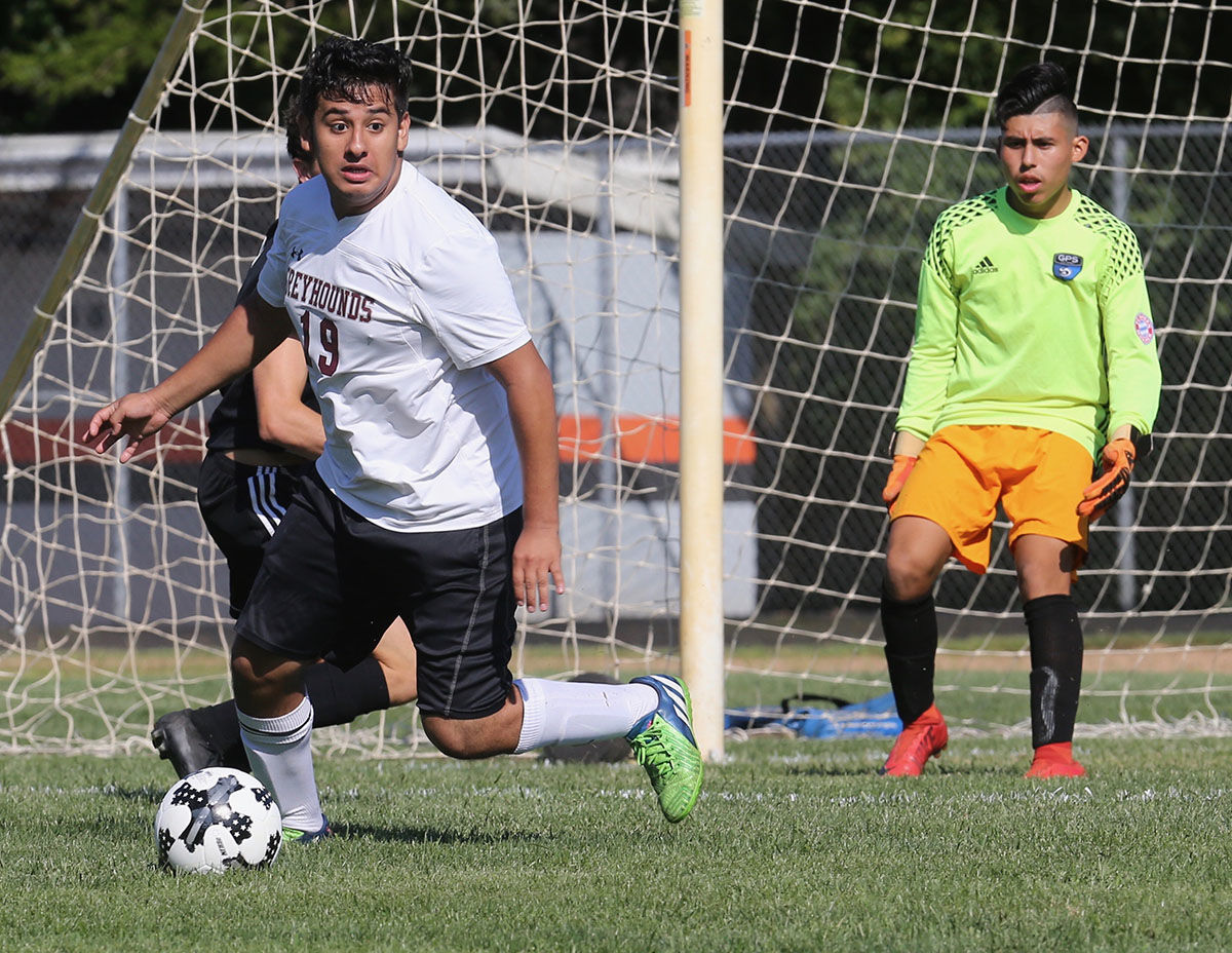 Middle Pleasantville Boys Soccer